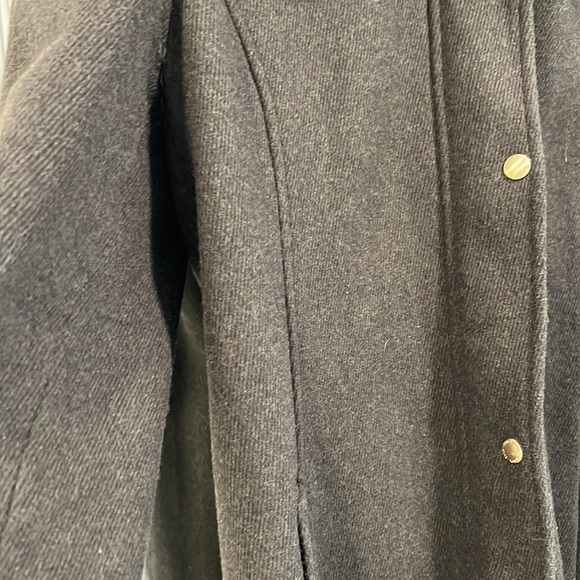 Ellen Tracy Coat 🧥 - Picture 2 of 12